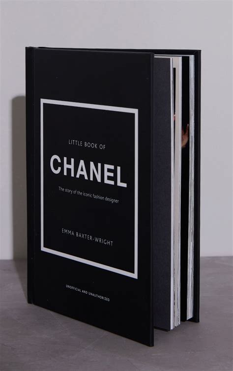 Chanel the little book